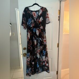 Floral Black High-Low flowy top